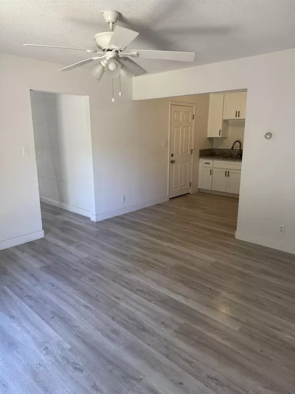 Carmichael, CA 95608,3984 Bambi CT