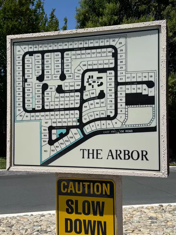 Acampo, CA 95220,19690 N Highway 99 #18