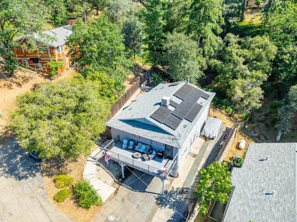 Colfax, CA 95713,111 W Oak Hill DR