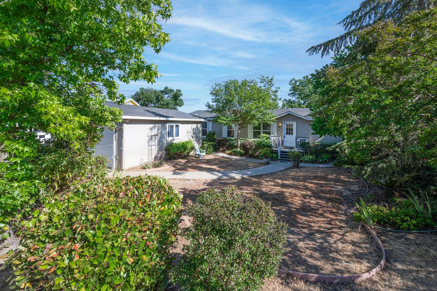 Ione, CA 95640,4010 Lakeview DR
