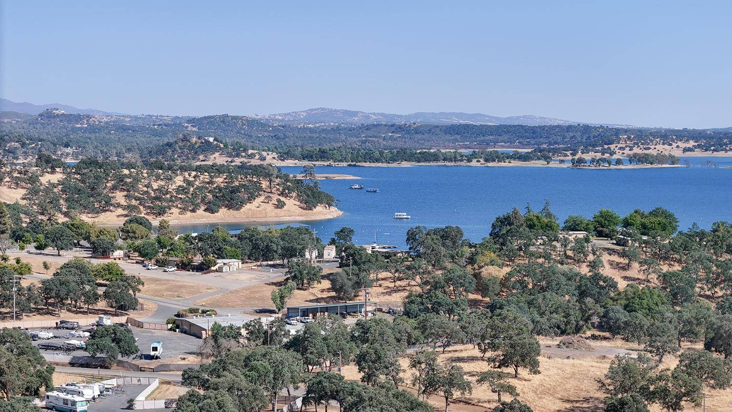 Ione, CA 95640,4010 Lakeview DR