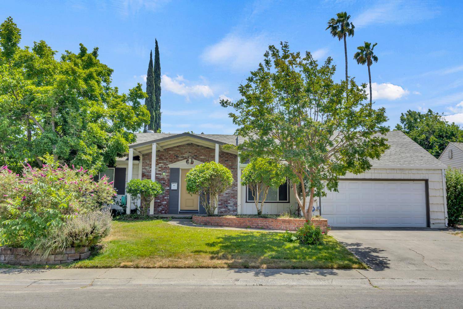 4609 Nottingham CIR, Sacramento, CA 95864
