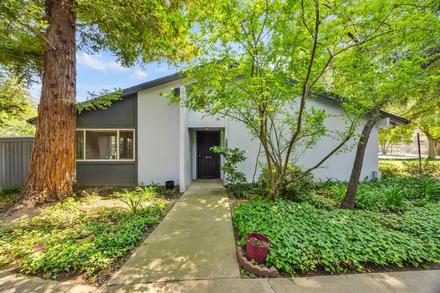 5010 Greenberry DR, Sacramento, CA 95841