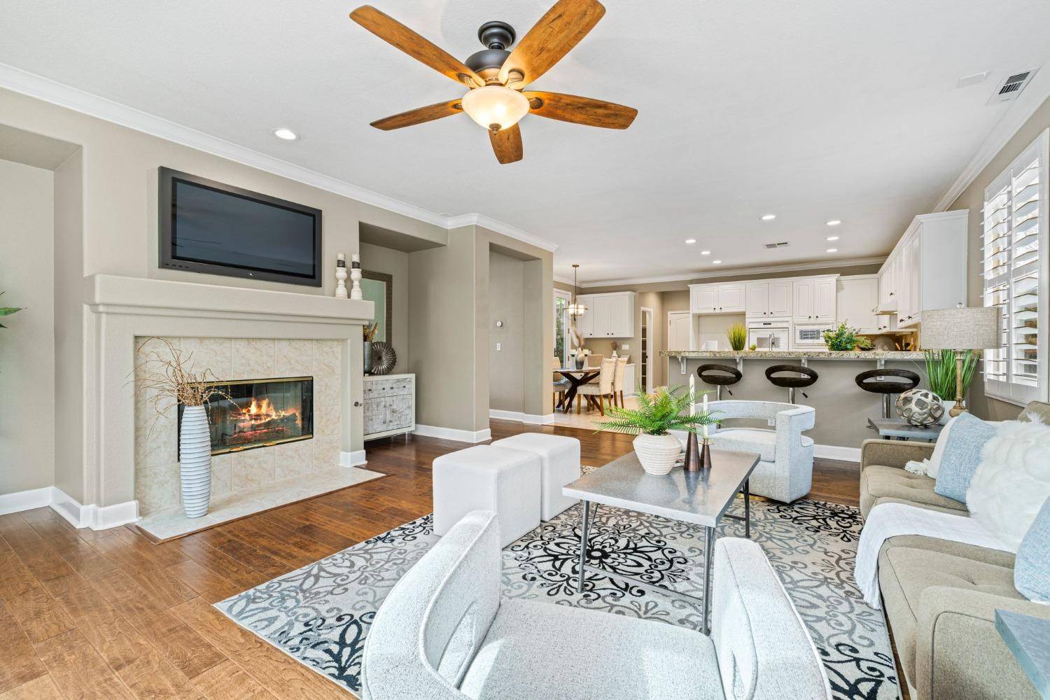 El Dorado Hills, CA 95762,4813 Village Green DR