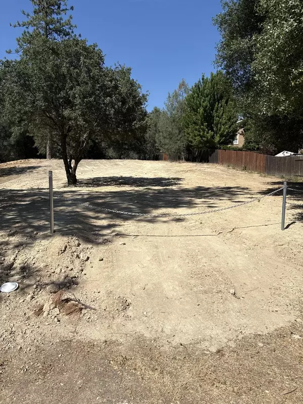 3 Pearl PL, Diamond Springs, CA 95619