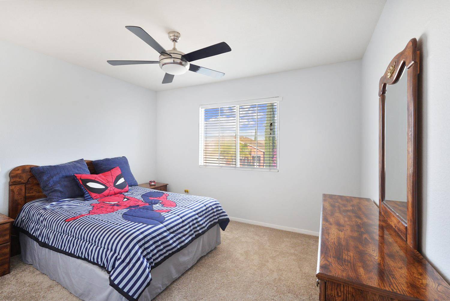 Lathrop, CA 95330,13400 Forestwood Way