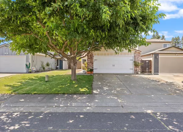 Roseville, CA 95678,321 Hemphill WAY