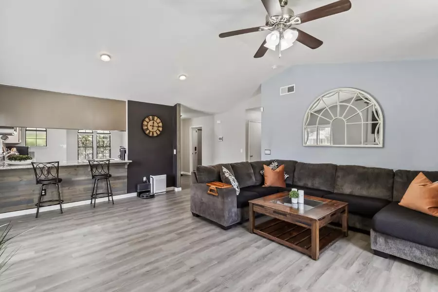 1015 1st ST, Galt, CA 95632