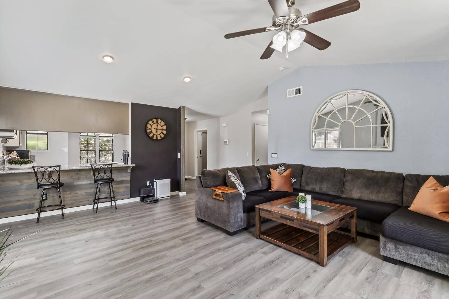 1015 1st ST, Galt, CA 95632