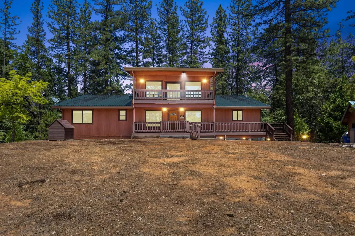 Rail Road Flat, CA 95245,499 McCarthy Reservoir RD #2