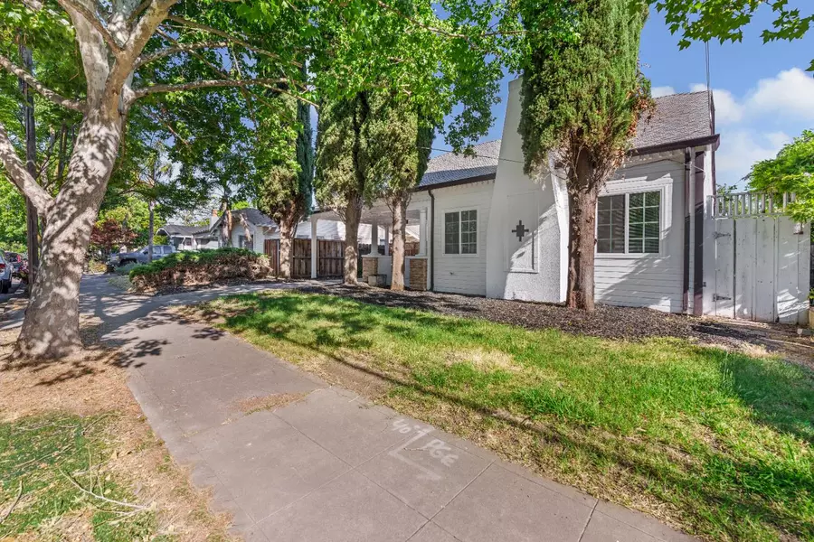 1232 W Flora ST, Stockton, CA 95203