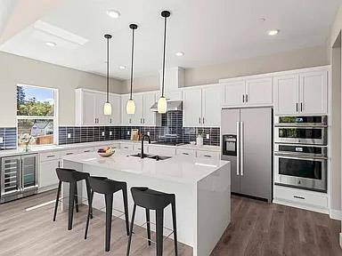 446 Canyon Creek DR, Auburn, CA 95603