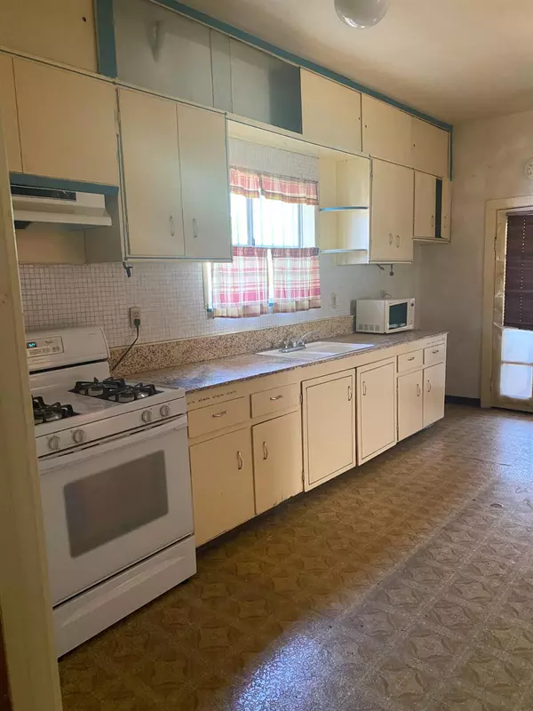 1120 S California ST, Stockton, CA 95206