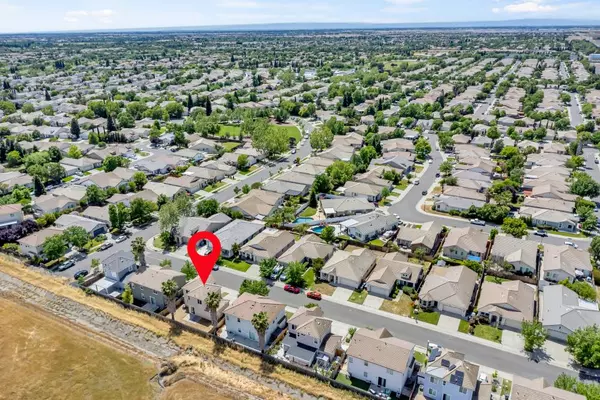 Sacramento, CA 95835,5912 CADDINGTON WAY