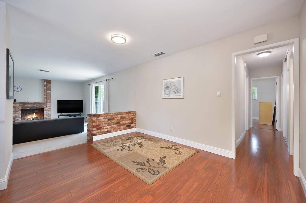 Sacramento, CA 95826,2905 Notre Dame DR