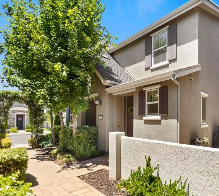 Roseville, CA 95747,600 Saint Armel PL