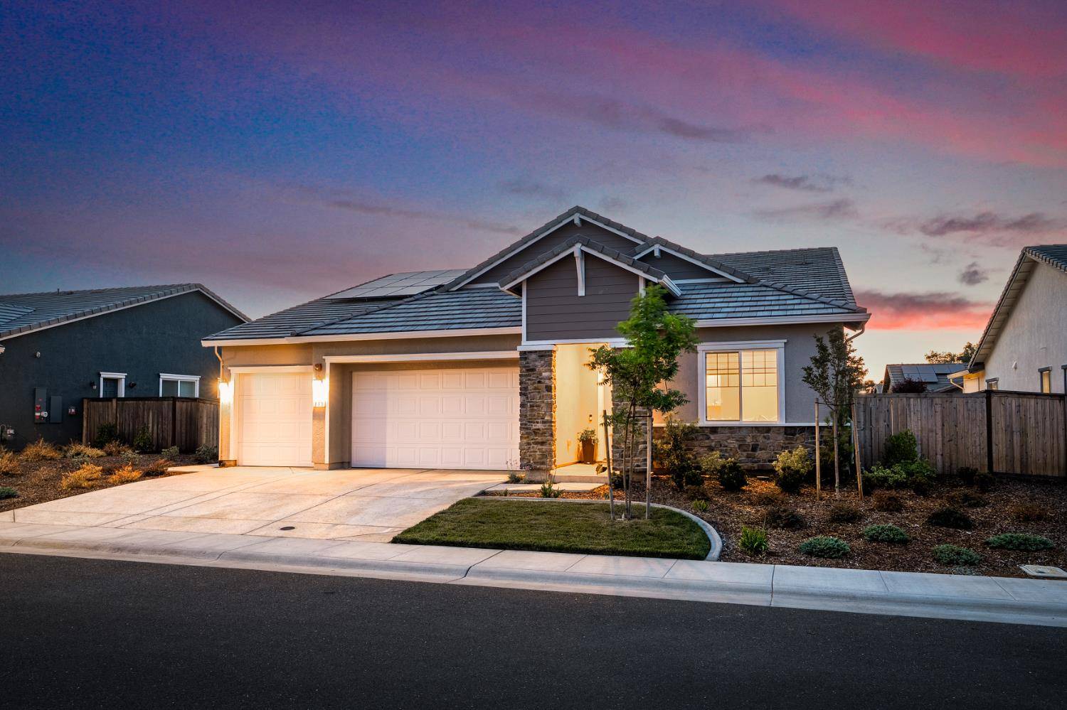 880 Lodge WAY, Lincoln, CA 95648