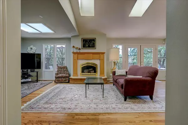Grass Valley, CA 95949,18069 Norlene WAY