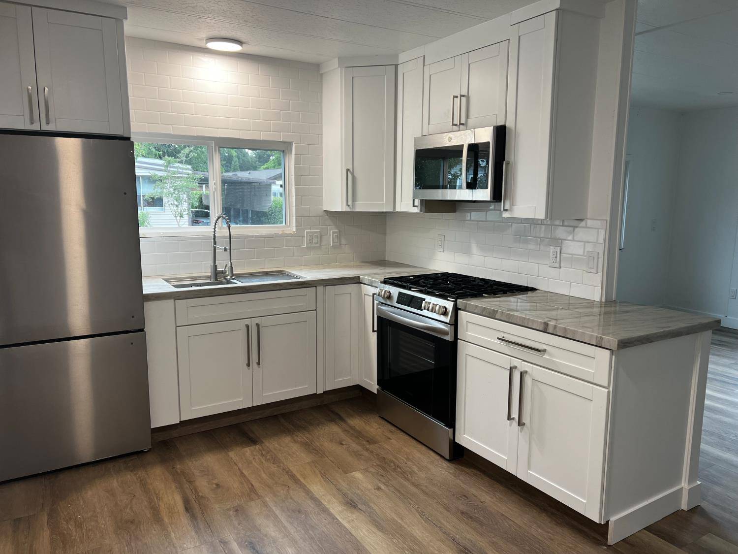 Citrus Heights, CA 95610,8353 Cedarwood LN