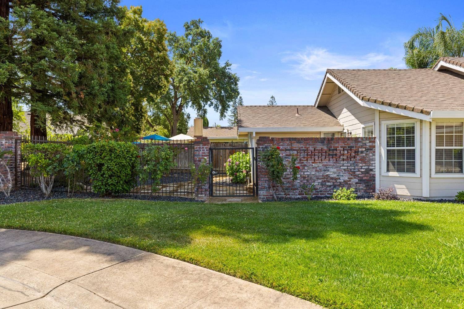 Sacramento, CA 95821,3833 Spencer WAY