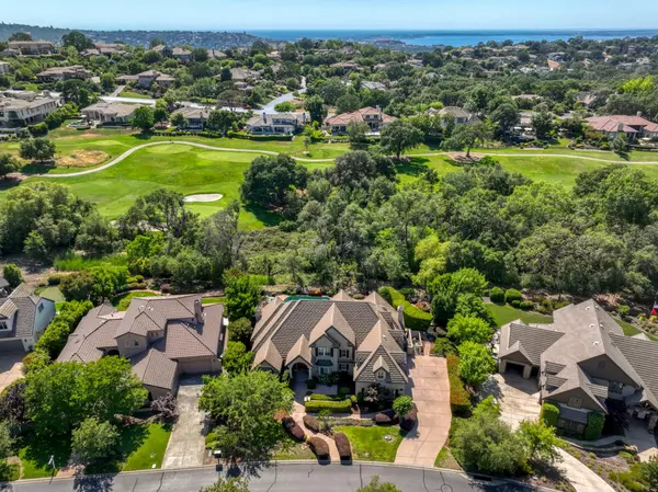 El Dorado Hills, CA 95762,4534 Echo Springs CIR