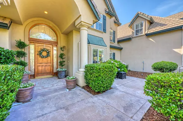 El Dorado Hills, CA 95762,4534 Echo Springs CIR