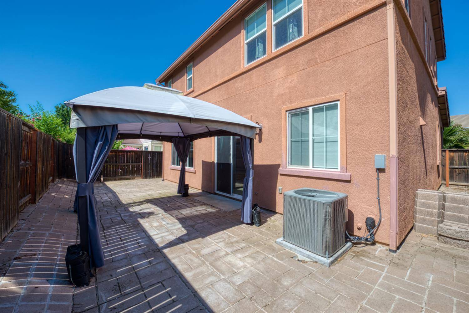 Patterson, CA 95363,9342 Vintner CIR