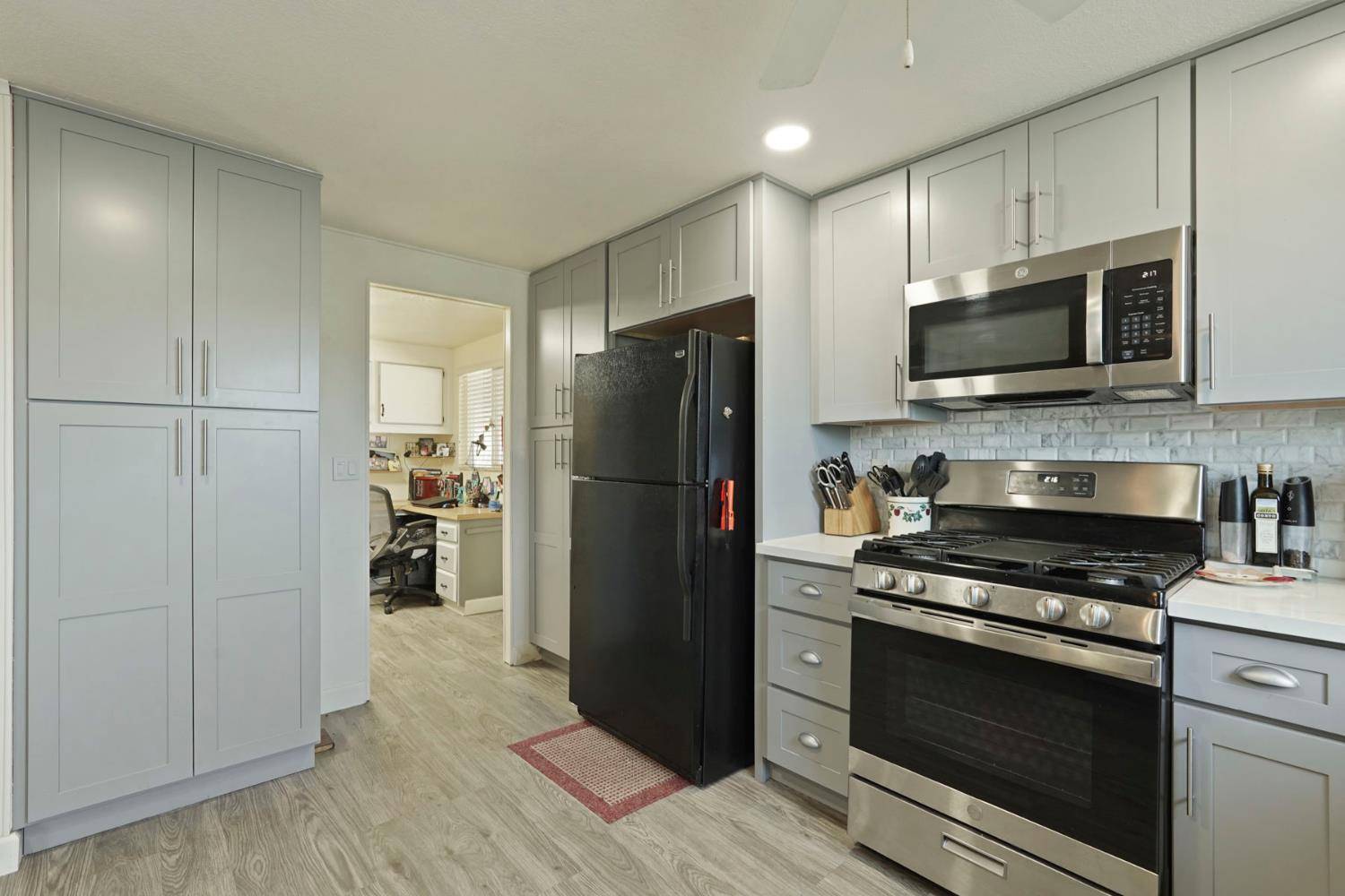 Stockton, CA 95210,6706 Tam O Shanter DR #17