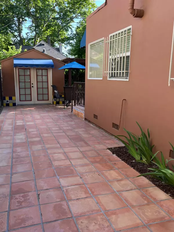 Sacramento, CA 95818,1812 Beverly WAY