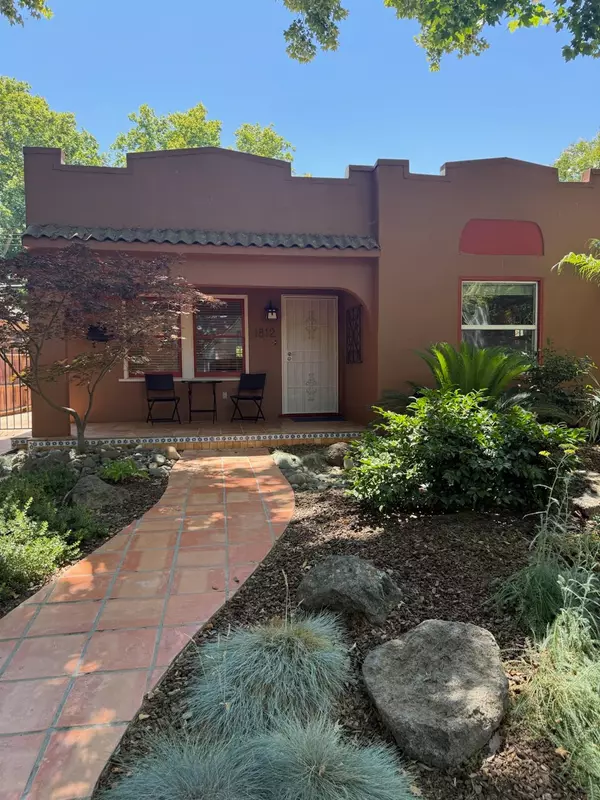 Sacramento, CA 95818,1812 Beverly WAY