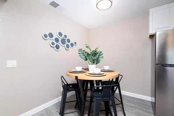 North Highlands, CA 95660,5148 Jackson ST