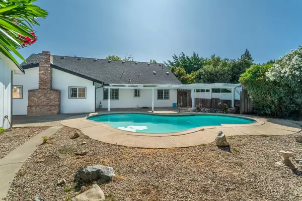 Winters, CA 95694,117 Riverview CT