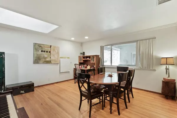 Carmichael, CA 95608,4219 Sharwood WAY