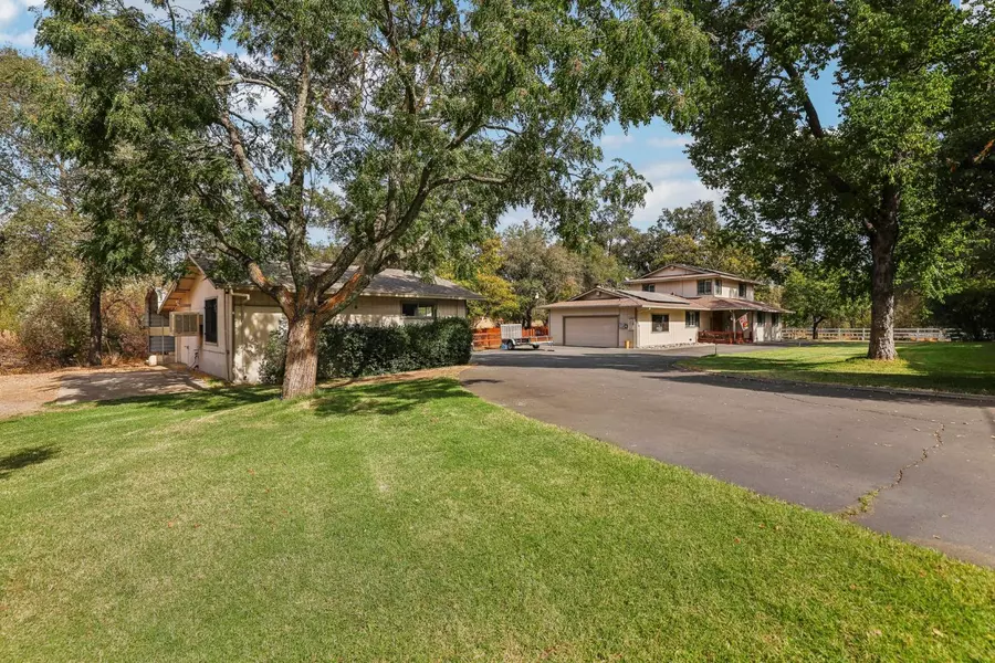 1915 English Colony WAY, Penryn, CA 95663