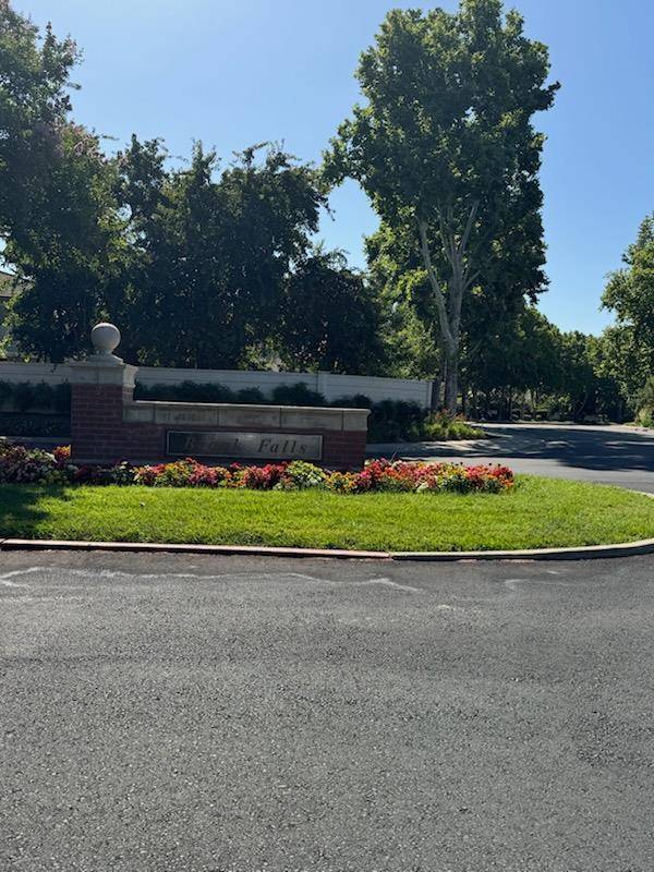 Stockton, CA 95219,6720 Brook Falls CIR