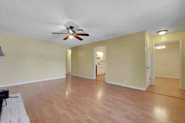Yuba City, CA 95991,705 Main ST