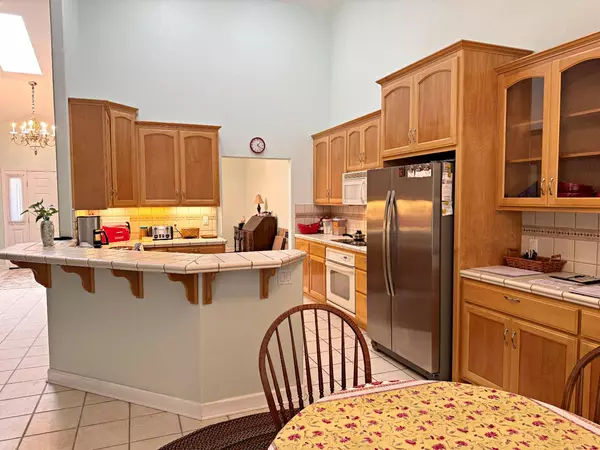 Diamond Springs, CA 95619,1028 Diamante Robles CT