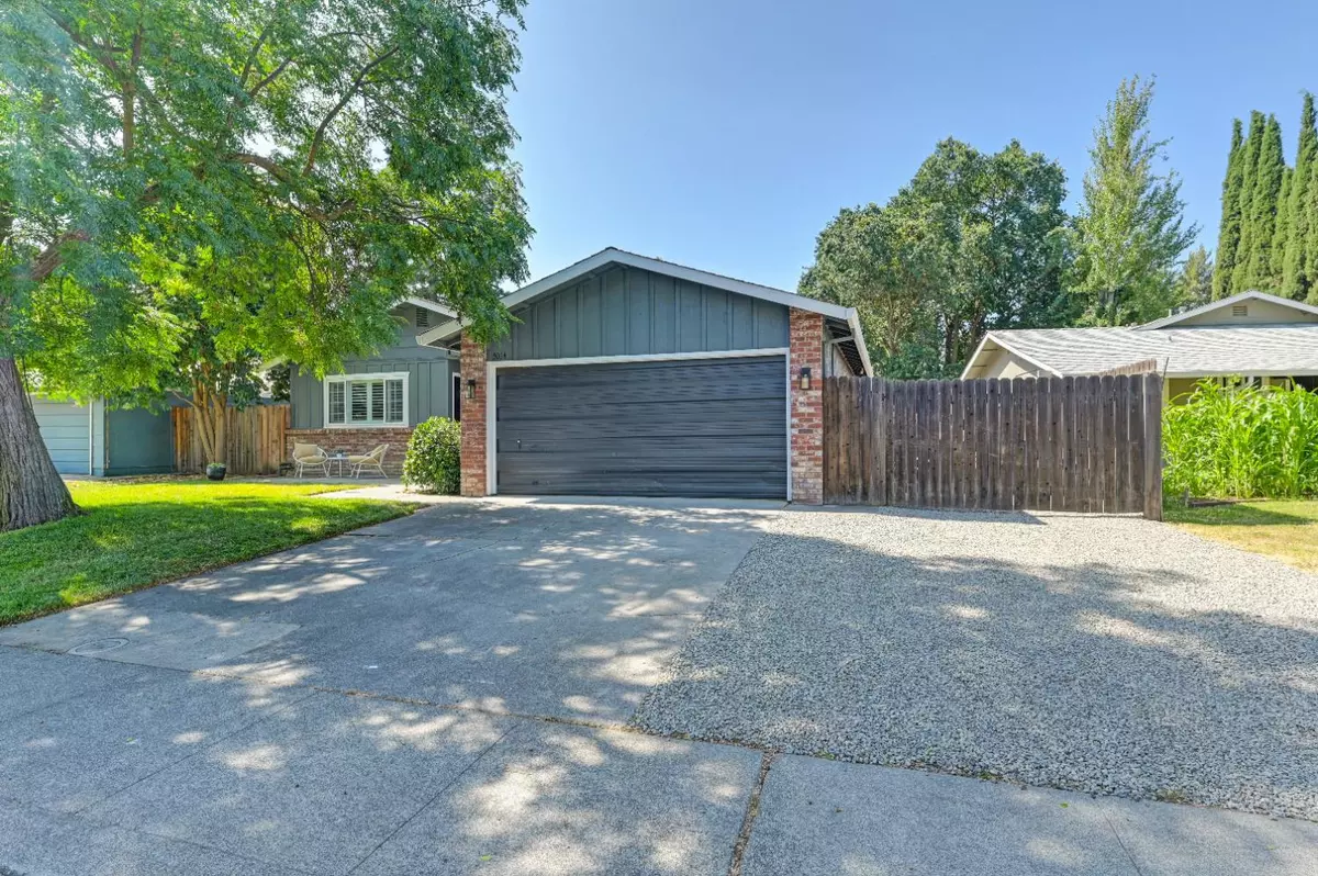 Davis, CA 95618,3024 Campbell PL