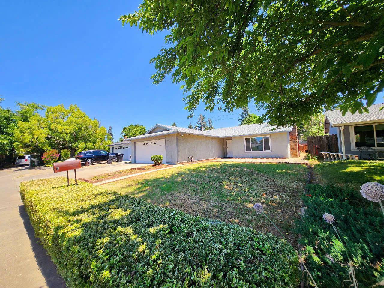 Sacramento, CA 95826,3521 Faberge WAY