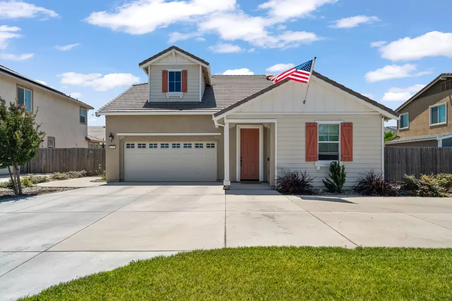 1332 W Woodward AVE, Manteca, CA 95337