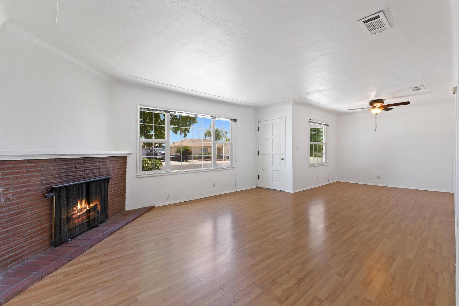 Ceres, CA 95307,2301 Dale AVE
