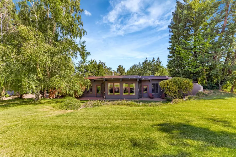 3689 Meadow CT, Lincoln, CA 95648