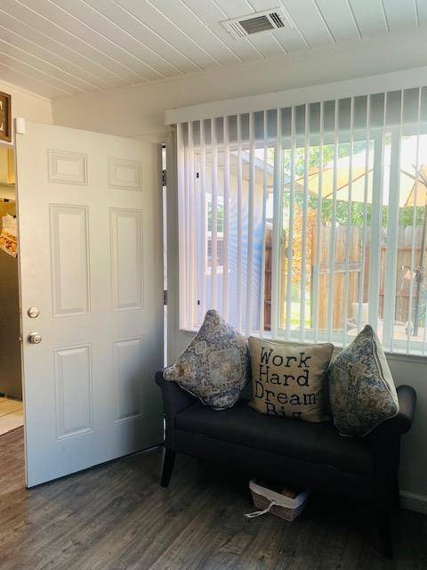 Stockton, CA 95204,1945 Del Rio DR