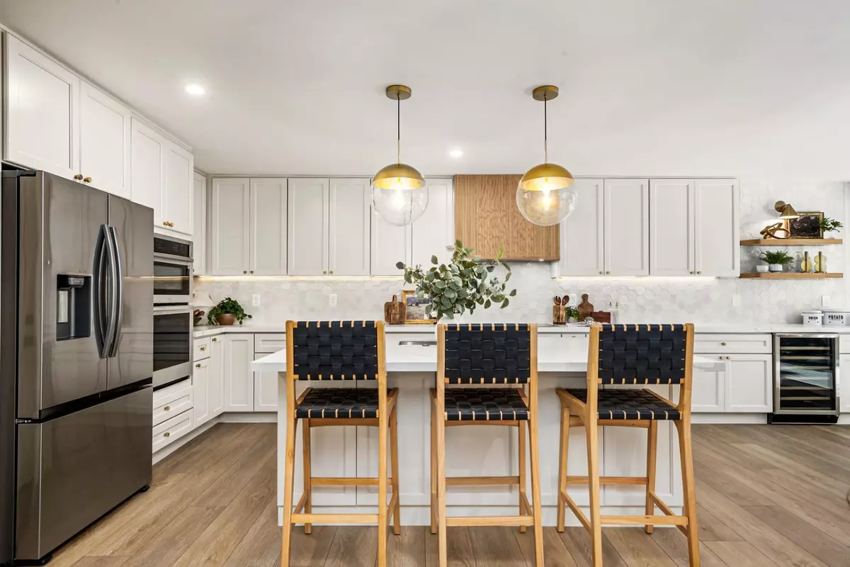 El Dorado Hills, CA 95762,1012 Geneva CT