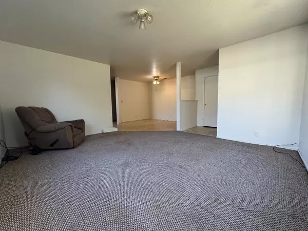 Biggs, CA 95917,437 Trent ST