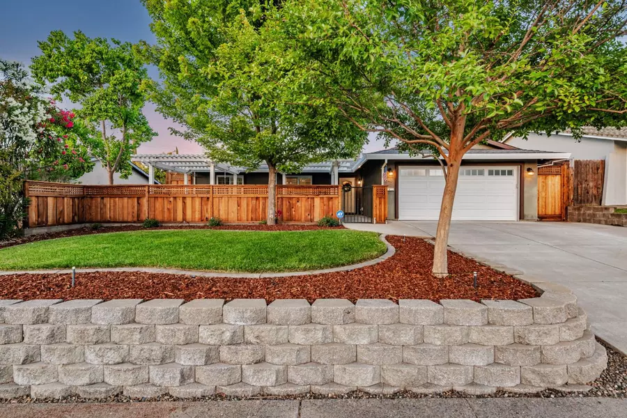 5540 Norway DR, Orangevale, CA 95662