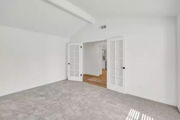Sacramento, CA 95833,2220 Atrisco CIR