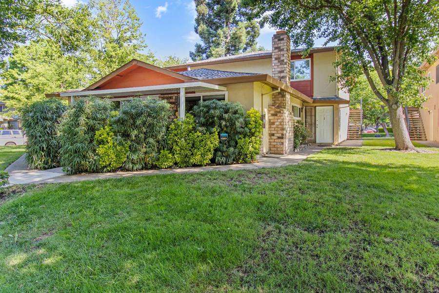 5136 Connecticut DR #2, Sacramento, CA 95841