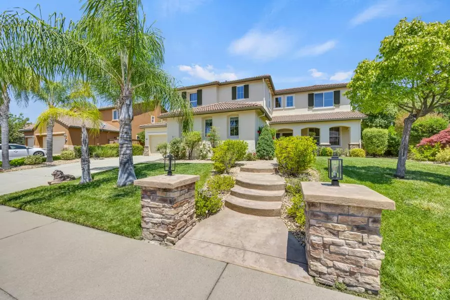 6305 Galaxy LN, Rocklin, CA 95677