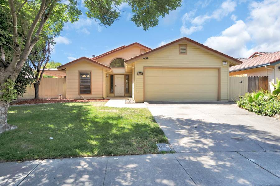 2412 Southfork LN, Modesto, CA 95355